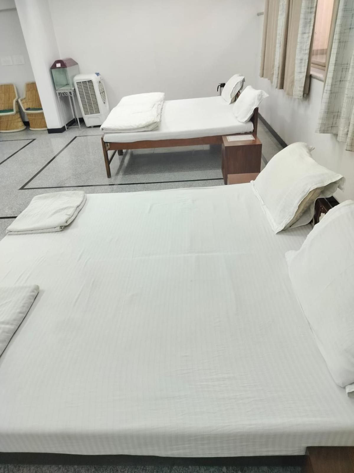 Hotel Sukhvilas Jaipur Ngoại thất bức ảnh