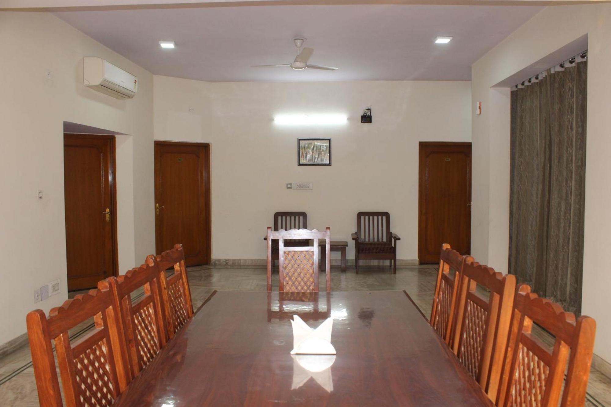 Hotel Sukhvilas Jaipur Ngoại thất bức ảnh